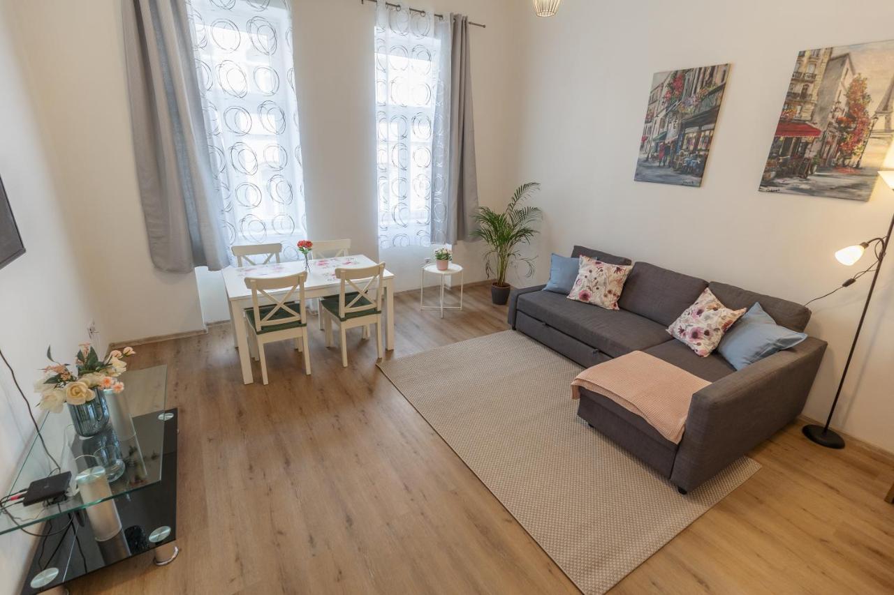 בודפשט Emily'S Lovely Place מראה חיצוני תמונה